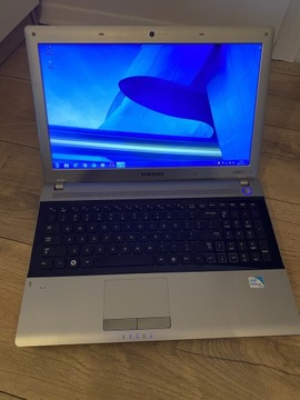 Laptop Samsung rv511