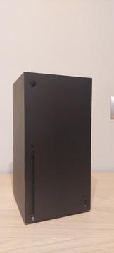  Konsola Microsoft Xbox Series X czarna