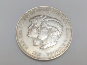 Angielski medal Karol i Diana 1981