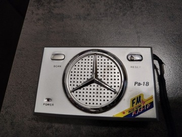 Mini radio tranzystorowe z logo Mercedesa 