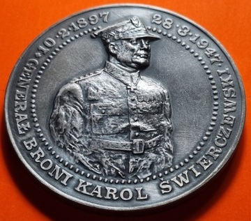 Medal - GENERAŁ BRONI KAROL ŚWIERCZEWSKI 