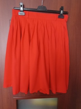 Czerwono-pomarańczowa spódniczka rozkloszowana z materiału roz. S/M