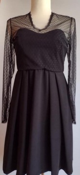 Elegancka czarna suknia koronka Handmade r. 40