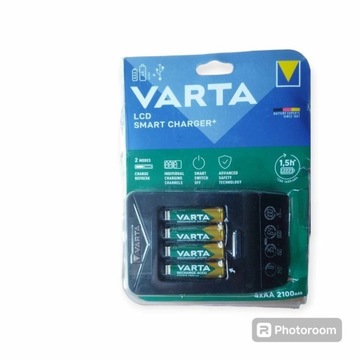Ładowarka Varta LCD Smart Charger+ 4 AA,