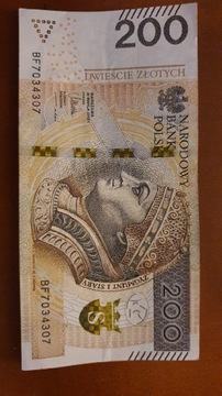 Banknot 200 zł lustrzane odbicie 7034307