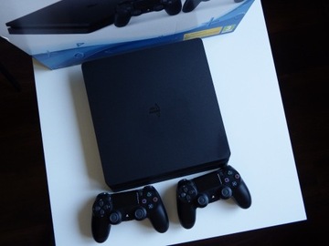 PS4 SLIM CUH-2216B 1TB + 2 PADY komplet JAK NOWA 