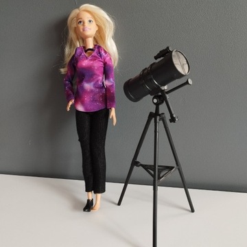 Barbie Lalka National Geographic Astrofizyk telesk