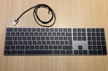 Klawiatura Apple Magic Keyboard-komplet bdb.