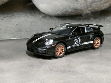 Porsche 911 model metalowy, światła LED, dźwięk prezent na dzień dziecka 