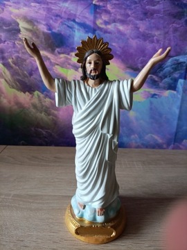 Figurka  Jezusa piękna,duża 23 cm