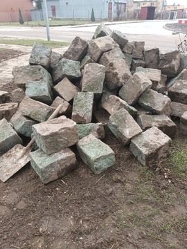 Bloki kamienne około 5 ton
