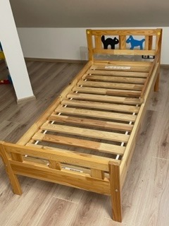 Łóżeczko dziecięce z serii KRITTER z IKEA