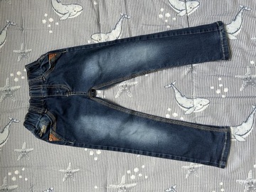 Spodnie jeans na gumce jeansowe dla chłopca 4-5lat