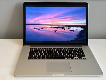 MacBook PRO stan idealny