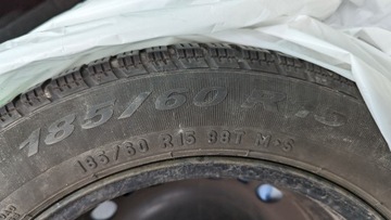 Stalowe felgi + Pirelli SnowControl 185/60 R15