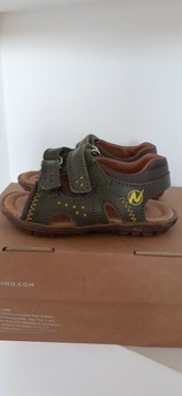 Sandały firmy Naturino rozmiar 21