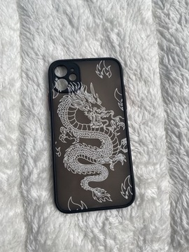 Czarne Etui case iPhone 11 ze smokiem