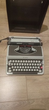 Maszyna do pisania Litton Royal 