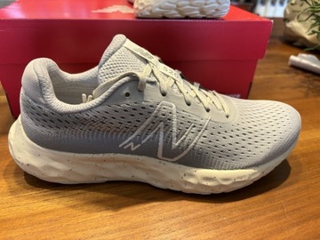 Nowe buty do biegania New Balance w rozmiarze 39