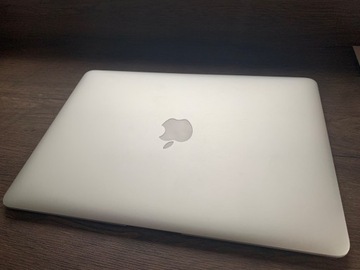 Macbook air 13’ 8gb 256 gb