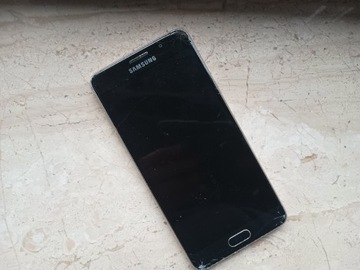 Samsung Galaxy A5 uszk.