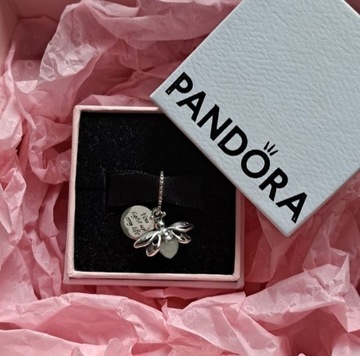 Pandora charms Robaczek świętojański 