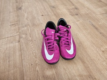 Turfy Nike rozmiar 28,5