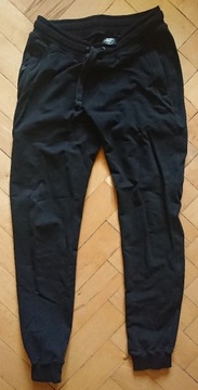 Spodnie dresowe odczapy rozmiar M