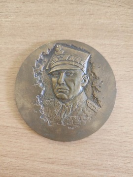 MEDAL GENERAŁ BRONI KAROL ŚWIERCZEWSKI  