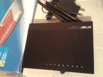 Router WiFi Asus DSL N55U dual band wireless N600