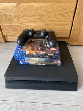 Playstation 4 500 gb + gry PS4