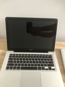 MacBook 2008 + MacBook Air 2010 na sprzedaż