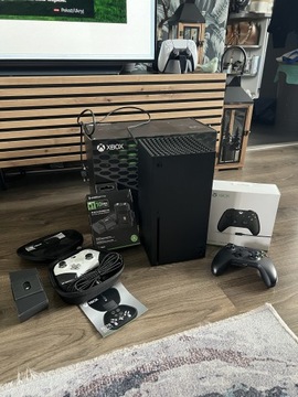 Konsola Xbox Series x 1TB