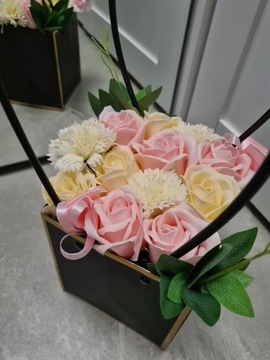 Flower Box kwiaty róże prezent urodziny dzień mamy