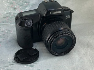 Canon Eos 1000F+Canon Zoom Lens EF 35-80mm f4-5.6