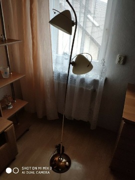 Lampa stojąca pokojowa