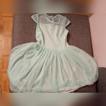 Sliczna turkusowa sukieneczka 146