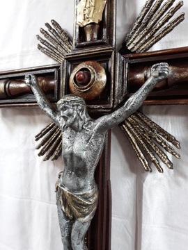 3 Krzyż krucyfiks drewno, żeliwo, złocenia -120 cm