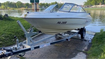 Bayliner Capri 1800