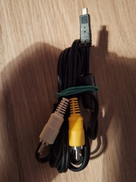 Kabel przesyłowy z aparatu foto 2xcinch usb