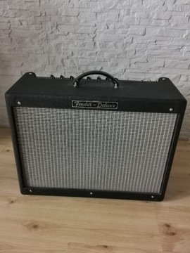 Wzmacniacz gitarowy Lampowy 40W FenderHotRodDeluxe