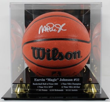 Piłka z autografem Magic Johnson - LA Lakers