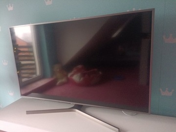 Samsung Smart TV model UE55NU7452U