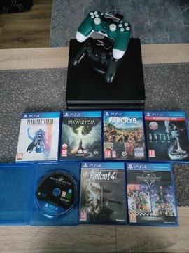 PlayStation 4 + 7 gier