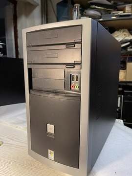 Komputer z Windows XP - sprawny, szybki.
