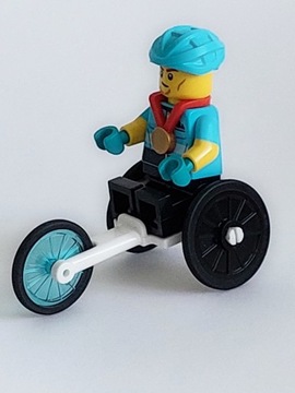 Lego Minifigures 22 71032 Nr12 Zawodnik na wózku