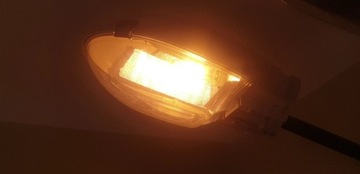 Lampa uliczna 150w z żarówką sodową
