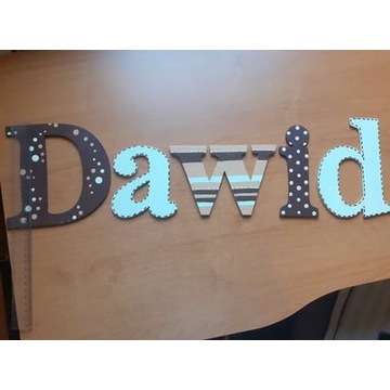 Napis DAWID drewniany