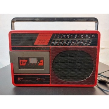Radiomagnetofon ZRK RM 111