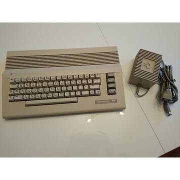 Commodore C64 + zasilacz stan plomba 